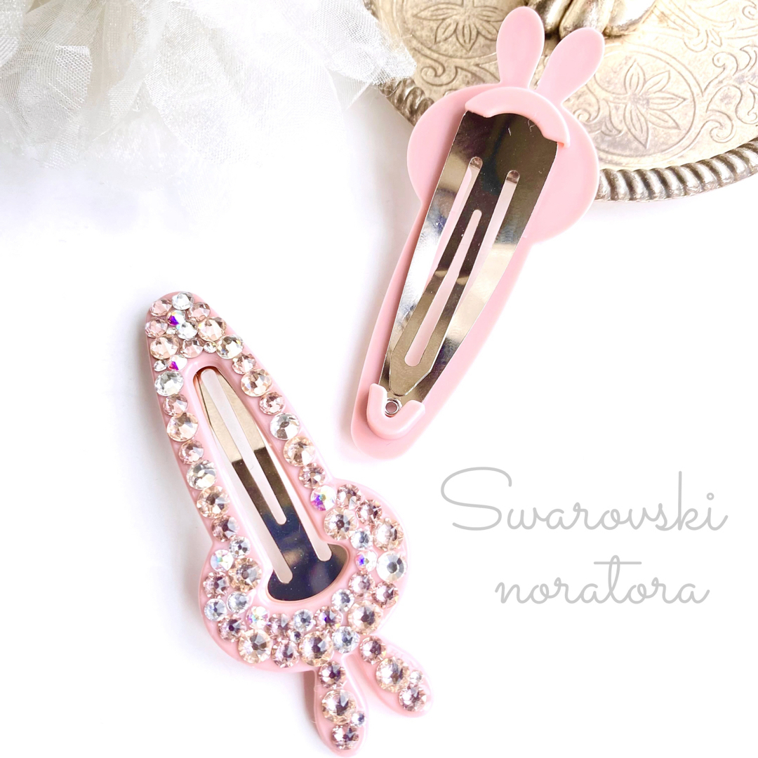 SWAROVSKI(スワロフスキー)のスワロフスキー　うさぎ　パッチンピン　ヘアピン　ピン　ヘアクリップ　送料無料　🐰 レディースのヘアアクセサリー(ヘアピン)の商品写真