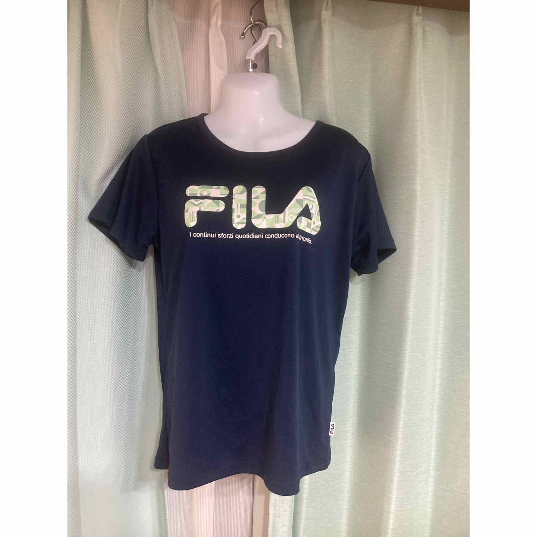 FILA(フィラ)の719.FILA LLサイズのネイビーのTシャツ☆ スポーツ/アウトドアのトレーニング/エクササイズ(その他)の商品写真