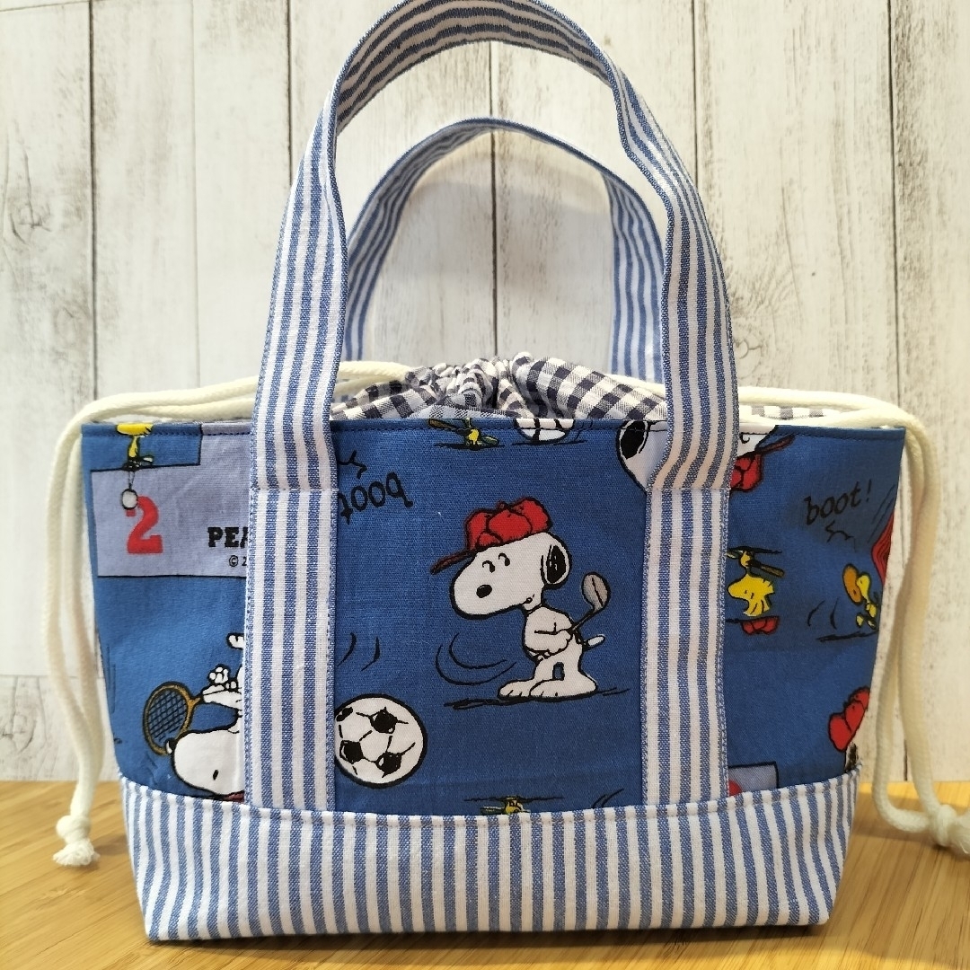 SNOOPY(スヌーピー)のSNOOPY　スポーツ　巾着トートバッグ　お弁当袋　お散歩バッグ　おむつポーチ レディースのバッグ(トートバッグ)の商品写真