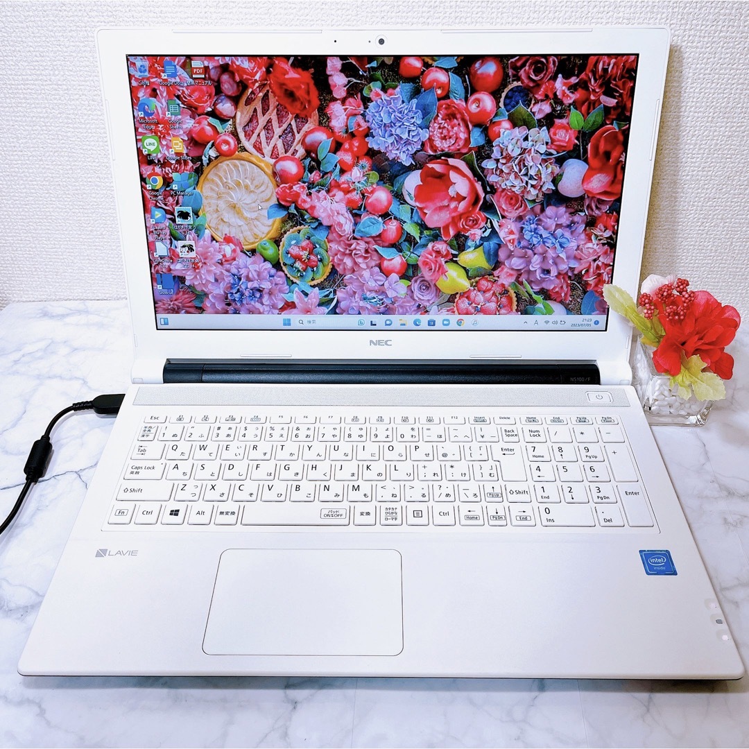 Core i5✨NECノートパソコン✨ホワイトPC✨設定済✨すぐに使える