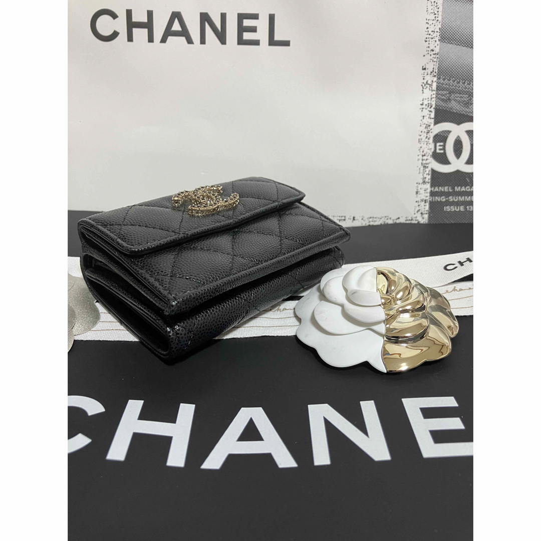 CHANEL - 専用♡超美品♡新作☆シャネル マトラッセ 三つ折り財布