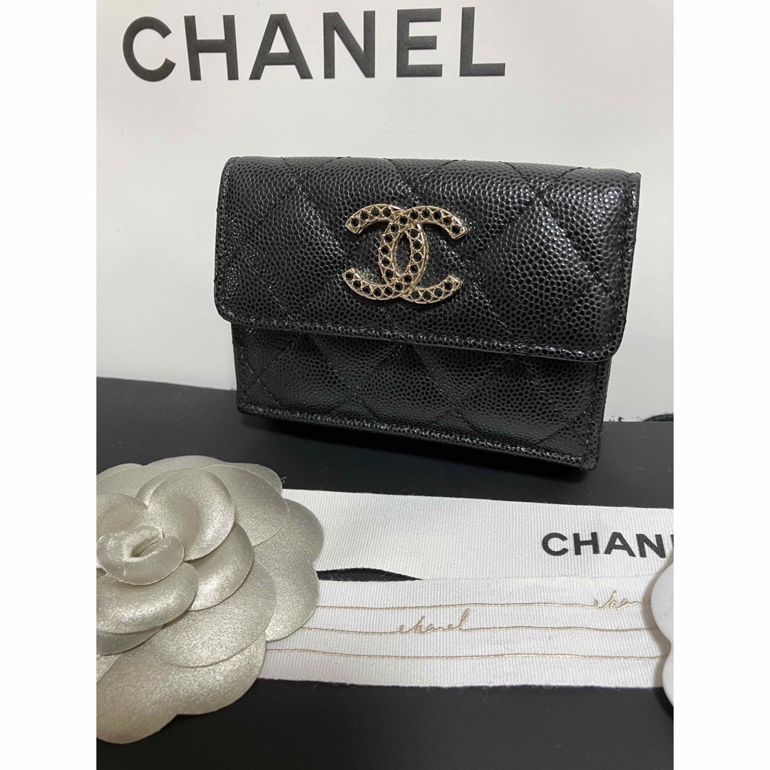 CHANEL - 専用♡超美品♡新作☆シャネル マトラッセ 三つ折り財布