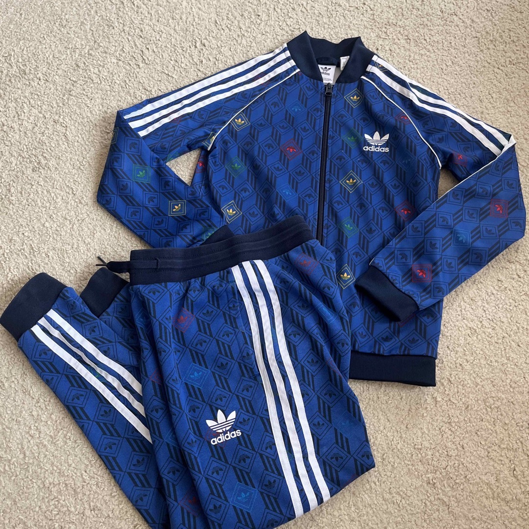 Originals（adidas）(オリジナルス)のアディダス オリジナルス ジャージ キッズ/ベビー/マタニティのキッズ服男の子用(90cm~)(ジャケット/上着)の商品写真