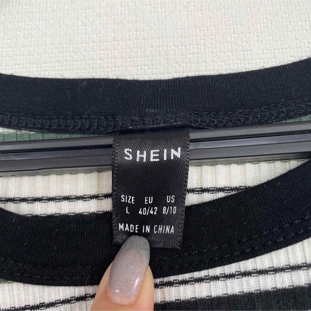 SHEIN ちびT クロップド丈 レディースのトップス(Tシャツ(半袖/袖なし))の商品写真
