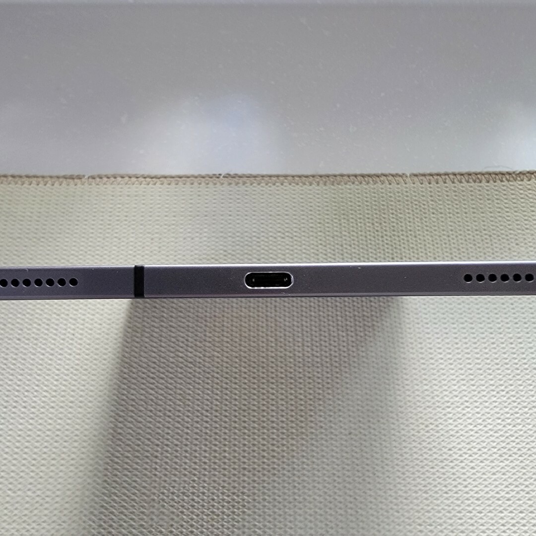 iPad Pro MU102J/A 256GB SIMフリー Cellular スマホ/家電/カメラのPC/タブレット(タブレット)の商品写真