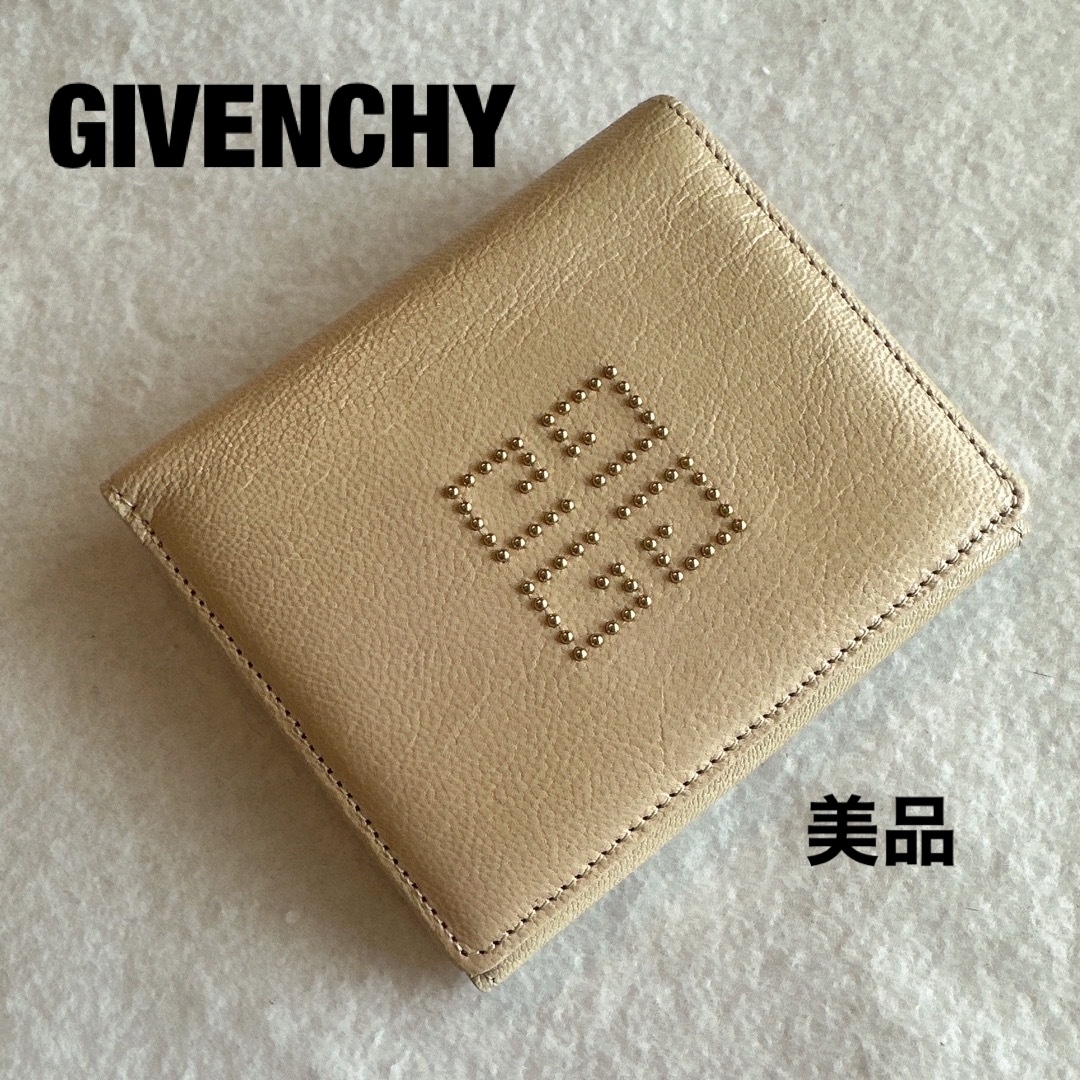 美品 GIVENCHY ジバンシィ レザー ミニ財布 二つ折り財布