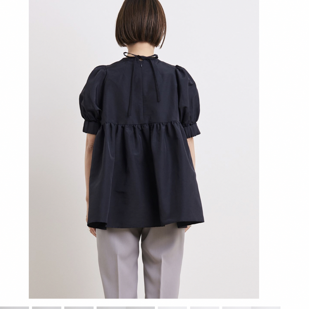 有名ブランド yori 2023summer ネイビー ショートパフギャザーブラウス 有名ブランド yori 2023summer ネイビー ショートパフギャザーブラウス