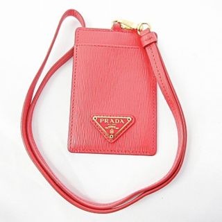 プラダ(PRADA)のプラダ 美品 定期入れ パスケース ネックストラップ付 レザー レッド 赤(名刺入れ/定期入れ)