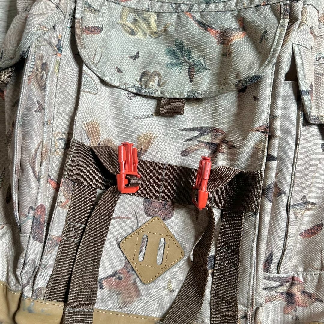 Dakine - DAKINE VAULT 25L アニマル柄 バックパックの通販 by Dakine - DAKINE VAULT 25L アニマル柄 バックパックの通販 by