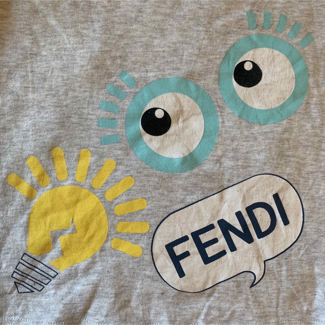 FENDI(フェンディ)の美品　フェンディ　キッズ　Tシャツ　90センチ キッズ/ベビー/マタニティのキッズ服男の子用(90cm~)(Tシャツ/カットソー)の商品写真