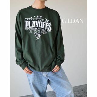 ギルタン(GILDAN)の【GILDAN】MHSAA HORNETS プリント ルーズ 長袖 Tシャツ 緑(Tシャツ/カットソー(七分/長袖))