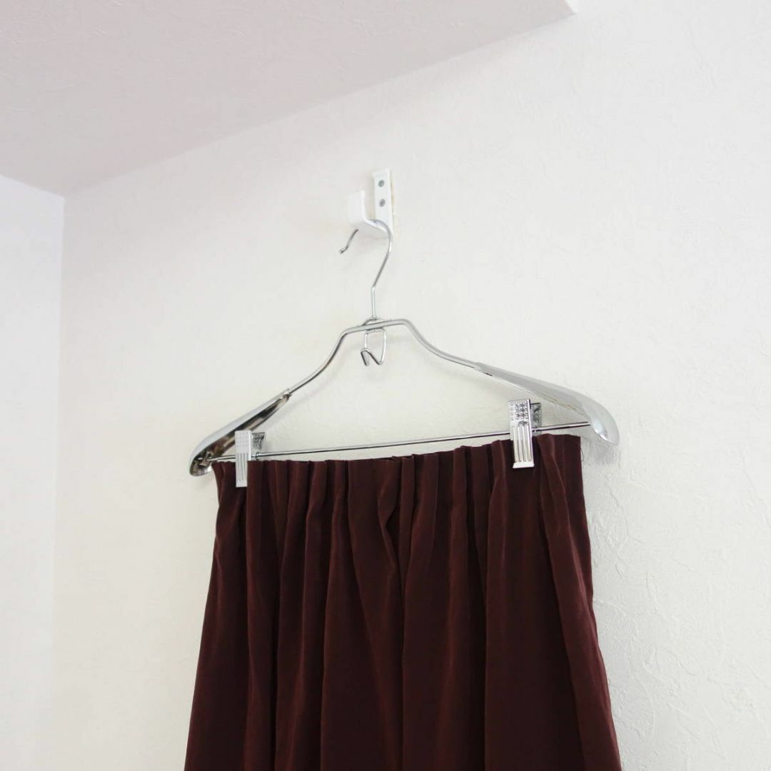 KBF(ケービーエフ)のKBF/タックフレアスカート レディースのスカート(ひざ丈スカート)の商品写真