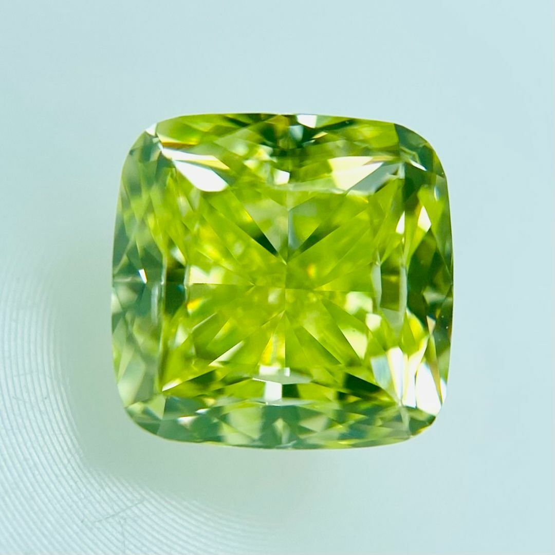 FANCY INTENSE YELLOW GREEN 1.014ct X レディースのアクセサリー(その他)の商品写真