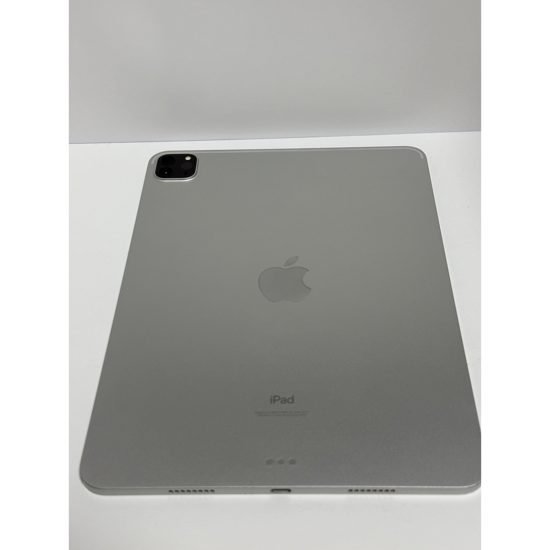 iPad(アイパッド)のiPad Pro 11インチ 第3世代 2TB WiFi シルバー Apple スマホ/家電/カメラのPC/タブレット(タブレット)の商品写真