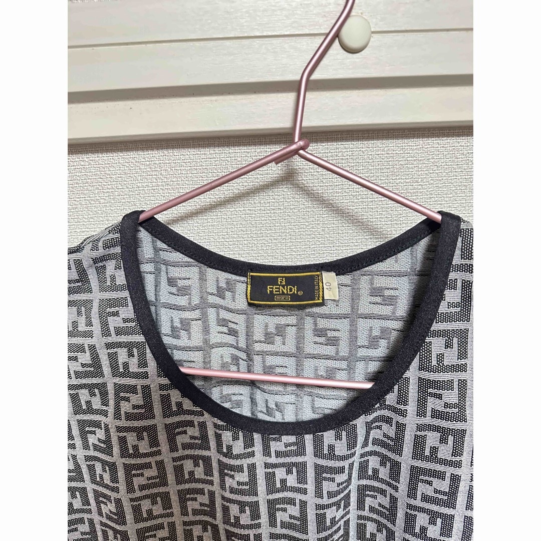 FENDI(フェンディ)のFENDI フェンディ 半袖Ｔシャツ ズッカ柄 総柄 アパレル 春 夏 Lサイズ レディースのトップス(Tシャツ(半袖/袖なし))の商品写真