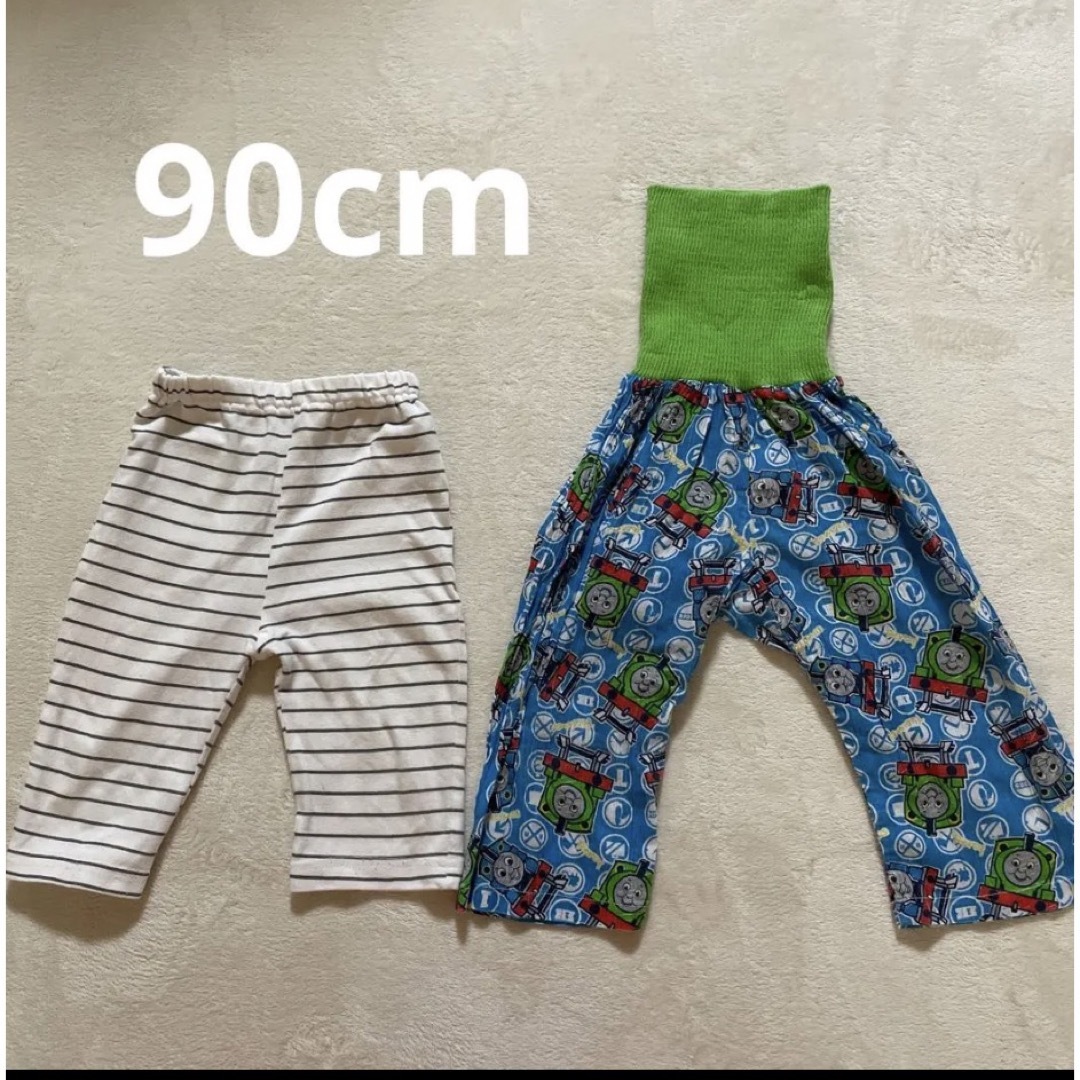 パジャマ　ルームウェア☆90cm☆2枚セット キッズ/ベビー/マタニティのキッズ服男の子用(90cm~)(パジャマ)の商品写真