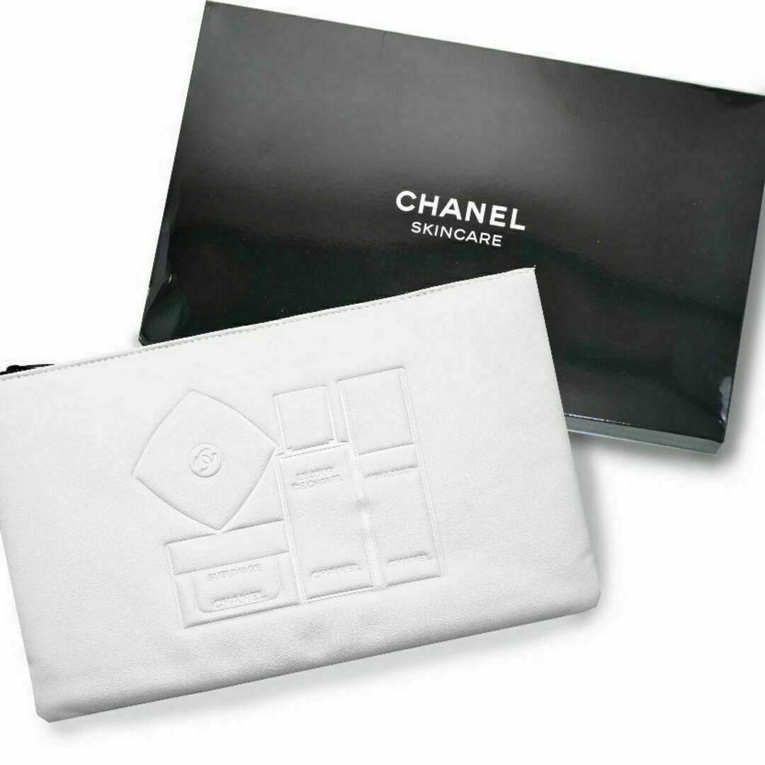 CHANEL - chwh7 箱付き新品未使用本物 シャネル ノベルティポーチの