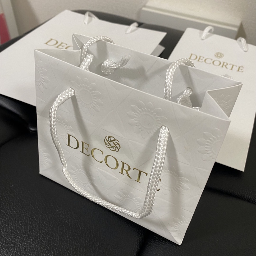 COSME DECORTE(コスメデコルテ)のコスメデコルテ　紙袋　ブランドショッパー レディースのバッグ(ショップ袋)の商品写真