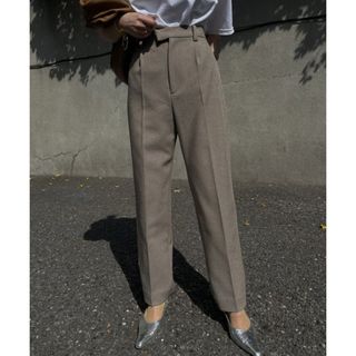 BASIC UNIVERSAL TAPERD PANTS 新品未使用タグ付き