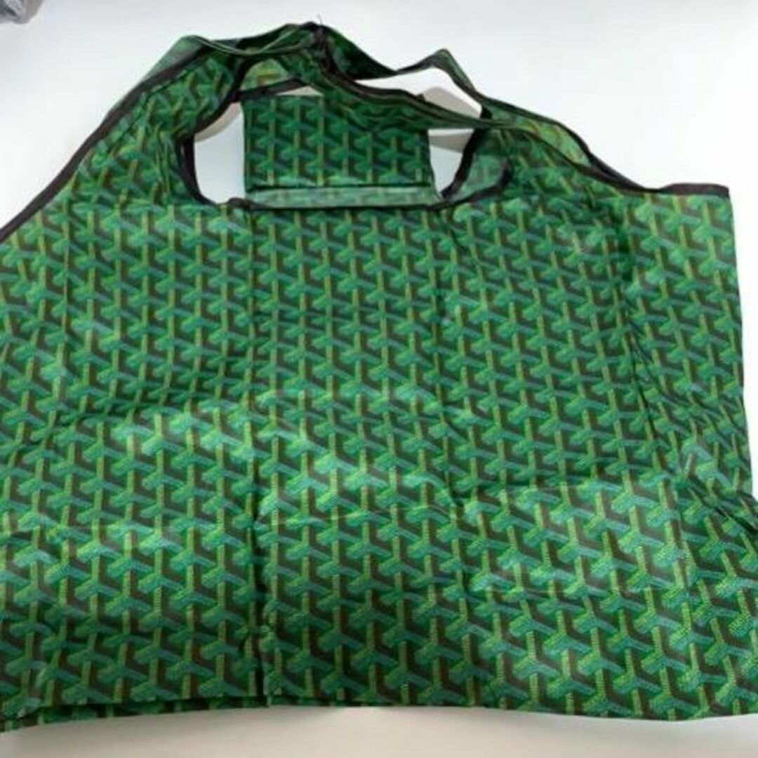 【新品】大容量 エコバッグ Mサイズ＜緑色柄＞ 折りたたみ 買い物バッグ レジ袋 レディースのバッグ(エコバッグ)の商品写真