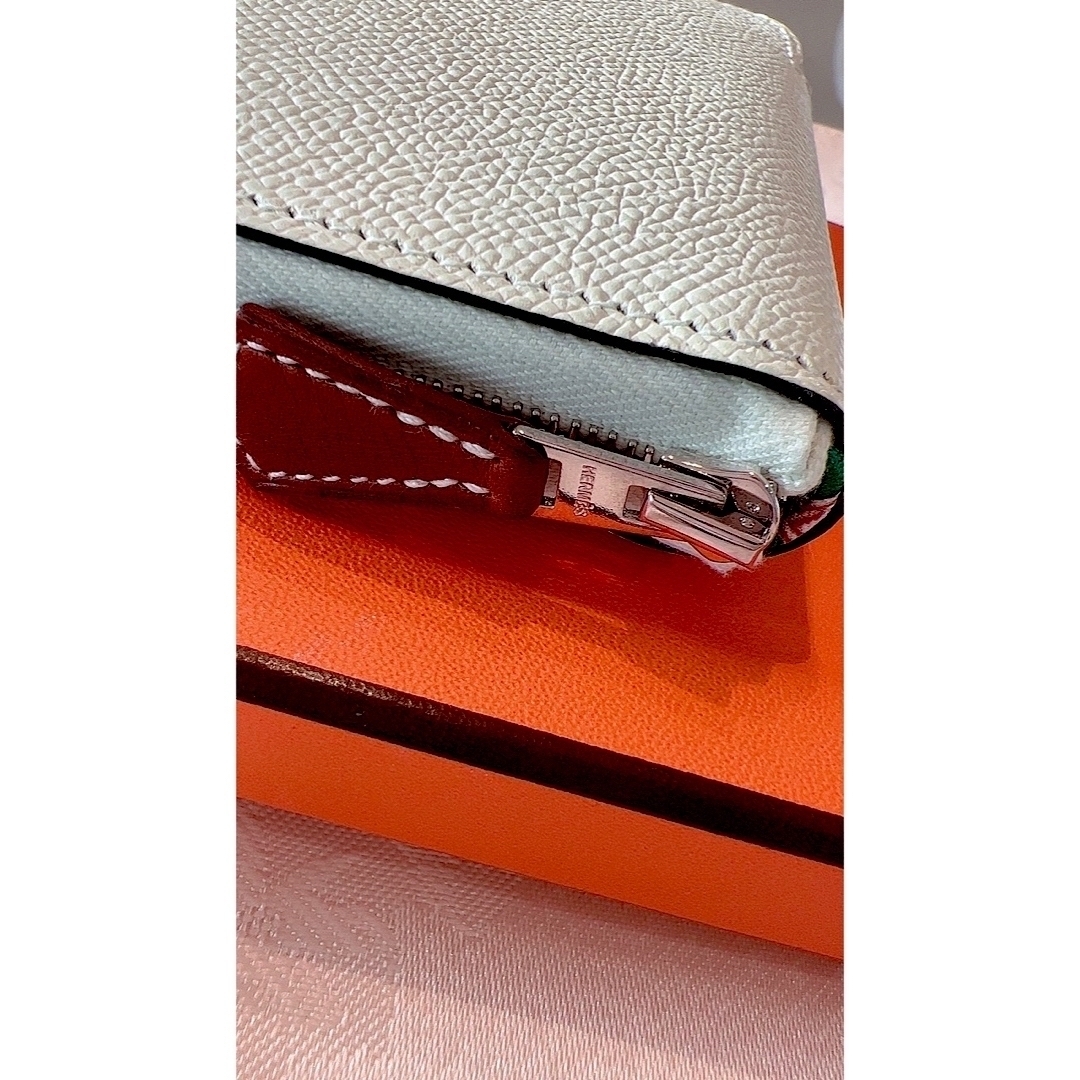 Hermes(エルメス)の金運 UP✨HERMES シルクインコンパクトヴォーエプソン　ヴェールフィズ レディースのファッション小物(財布)の商品写真