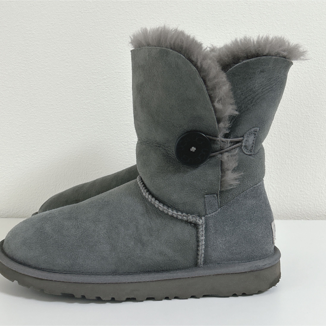 UGG 5803 W BAILEY BUTTON ムートンブーツ 箱付き