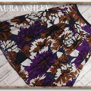 ローラアシュレイ(LAURA ASHLEY)のローラアシュレイ　花柄スカート(ひざ丈スカート)