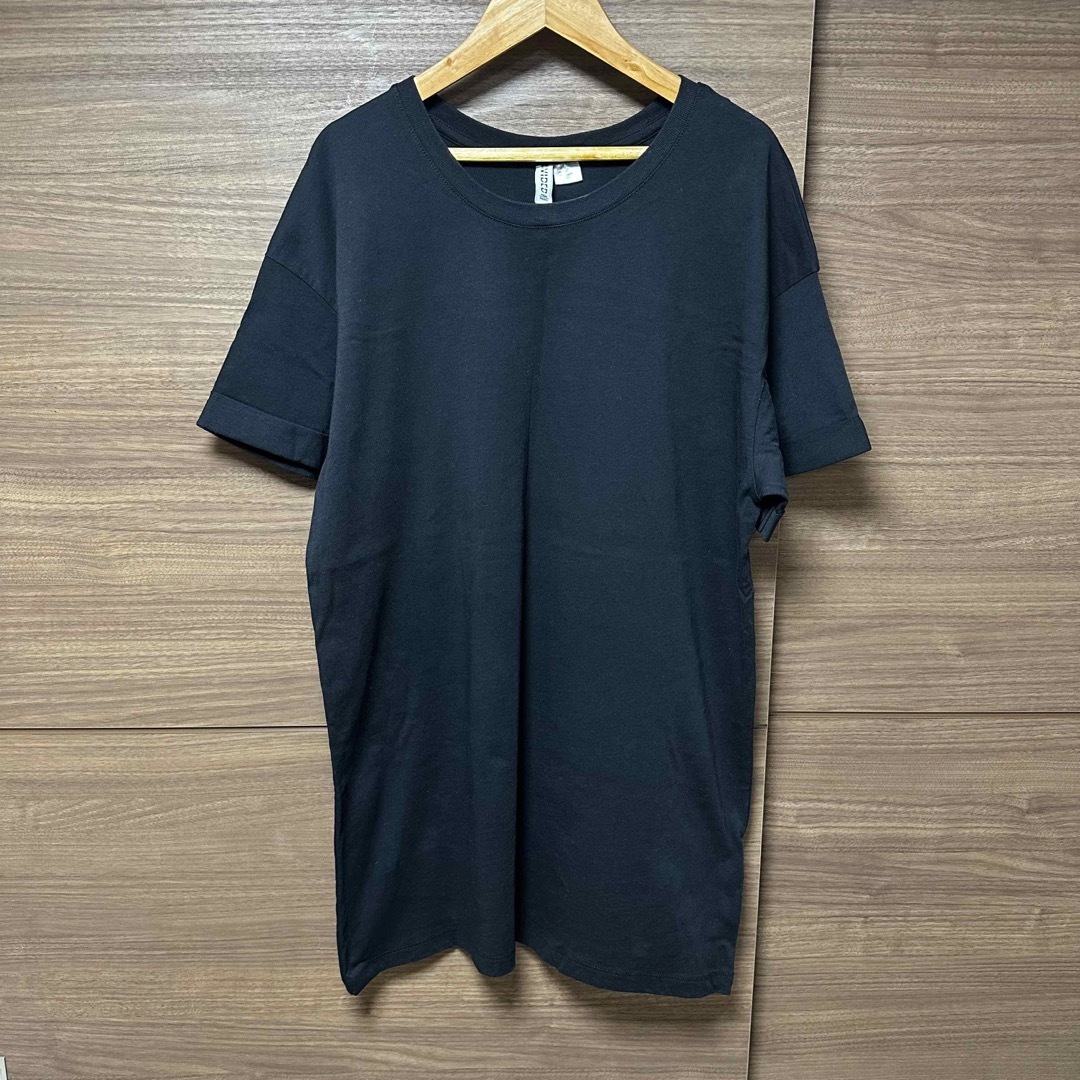 FOREVER 21(フォーエバートゥエンティーワン)のForever21 ギャザーリボンTシャツ/Ｈ&MブラックTシャツ　３枚セット レディースのトップス(Tシャツ(半袖/袖なし))の商品写真
