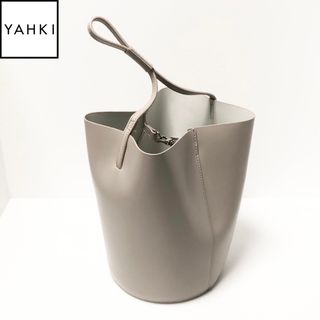 ヤーキ(YAHKI)の【新品未使用】YAHKI バケツ型ワンハンドルバッグ ベージュ(ハンドバッグ)