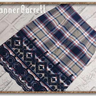バナーバレット(Banner Barrett)のバナーバレット　刺繍入りチェックスカート(ひざ丈スカート)