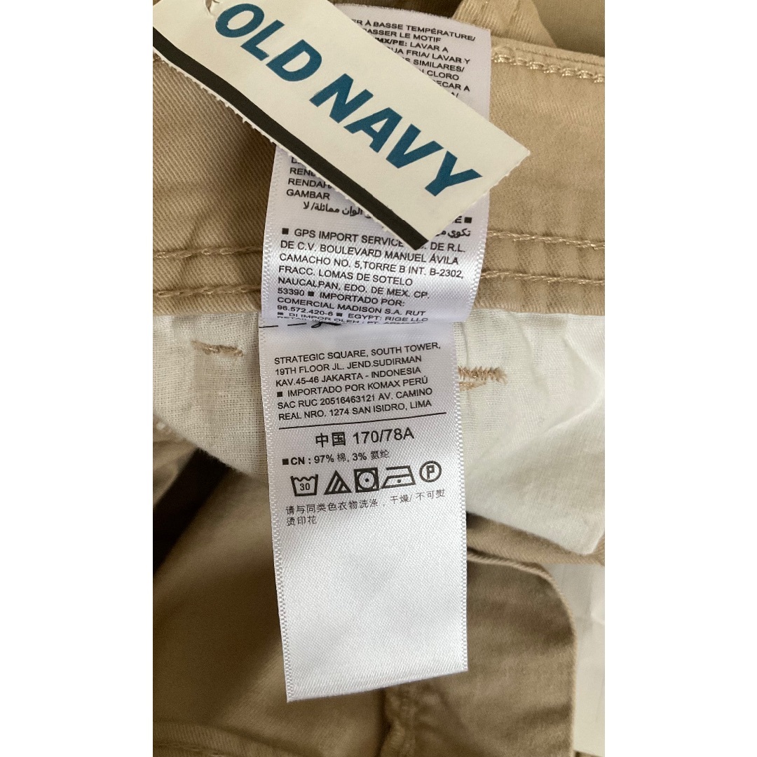 Old Navy(オールドネイビー)の新品　タグ付きオールドネイビー OLD NAVY  170/78A   綿 レディースのパンツ(チノパン)の商品写真