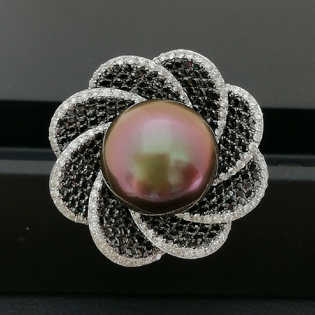 K18WG◯黒蝶真珠11.60ct✨ダイヤ&ブラックダイヤ1.27ct付✨リング レディースのアクセサリー(リング(指輪))の商品写真