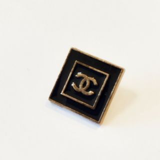 シャネル(CHANEL)のCHANELボタン　スクエア型(各種パーツ)