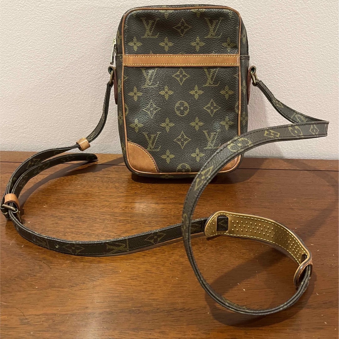 ルイヴィトン LOUIS VUITTON モノグラム ショルダー　ポシェット