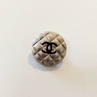 シャネル(CHANEL)のCHANELボタン　１個(各種パーツ)