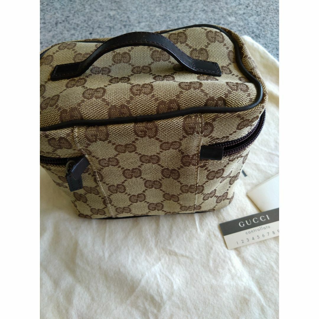 Gucci(グッチ)の☆最終プライスです☆オールドグッチのポーチ レディースのファッション小物(ポーチ)の商品写真