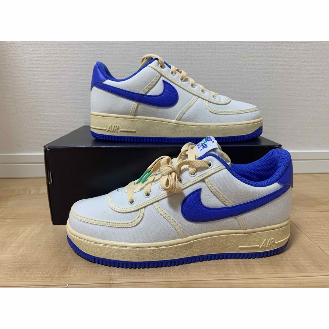 NIKE WMNS AIR FORCE 1   27センチ