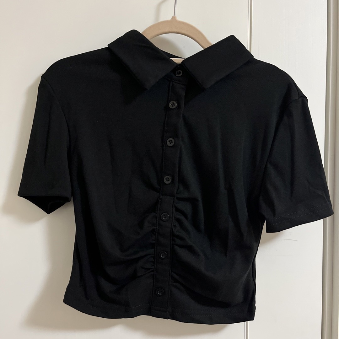 SHIEN DAZY ボタンスルー クロップシャツ レディースのトップス(Tシャツ(半袖/袖なし))の商品写真