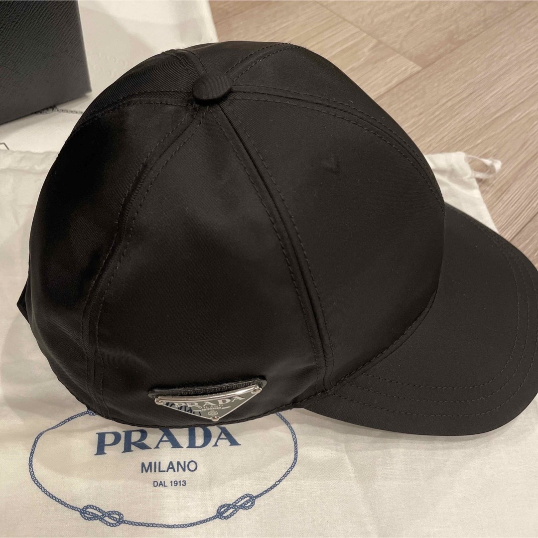 PRADA(プラダ)の【美品】プラダ　Re-Nylon ベースボールキャップ レディースの帽子(キャップ)の商品写真