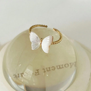 エディットフォールル(EDIT.FOR LULU)の【新品】butterfly ring / milk white(リング(指輪))