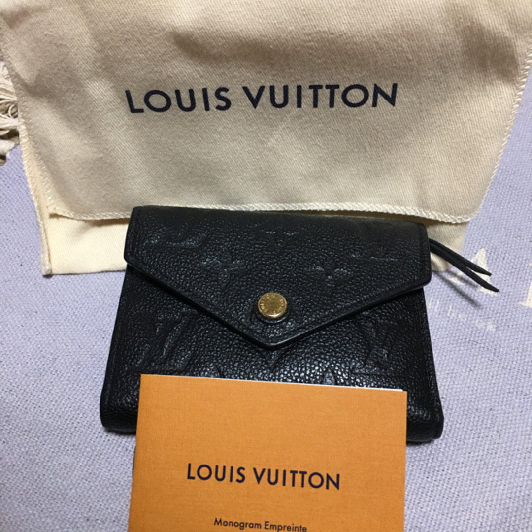 LOUIS VUITTON ポルトフォイユ・ヴィクトリーヌ