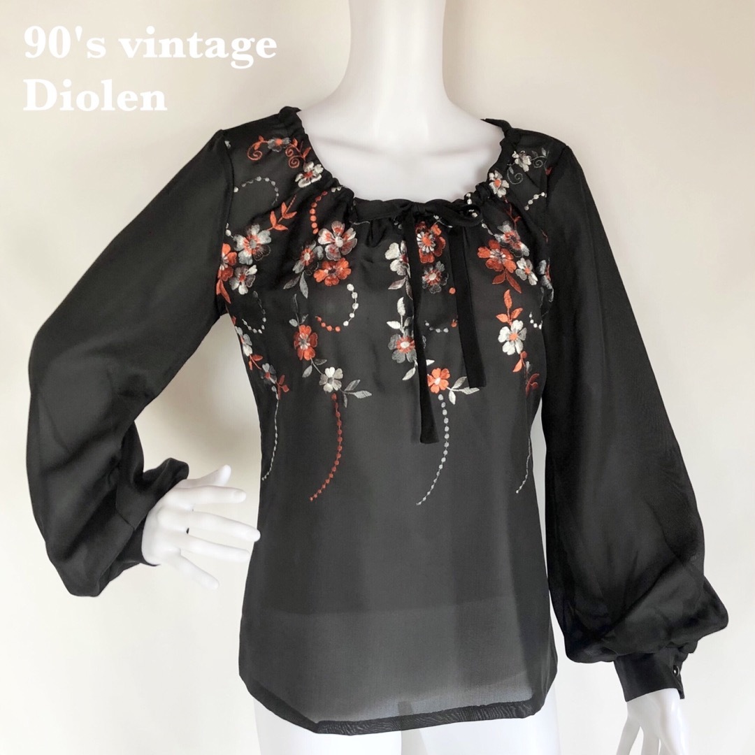 39svintage【Diolen】刺繍ブラウス　90's vintage