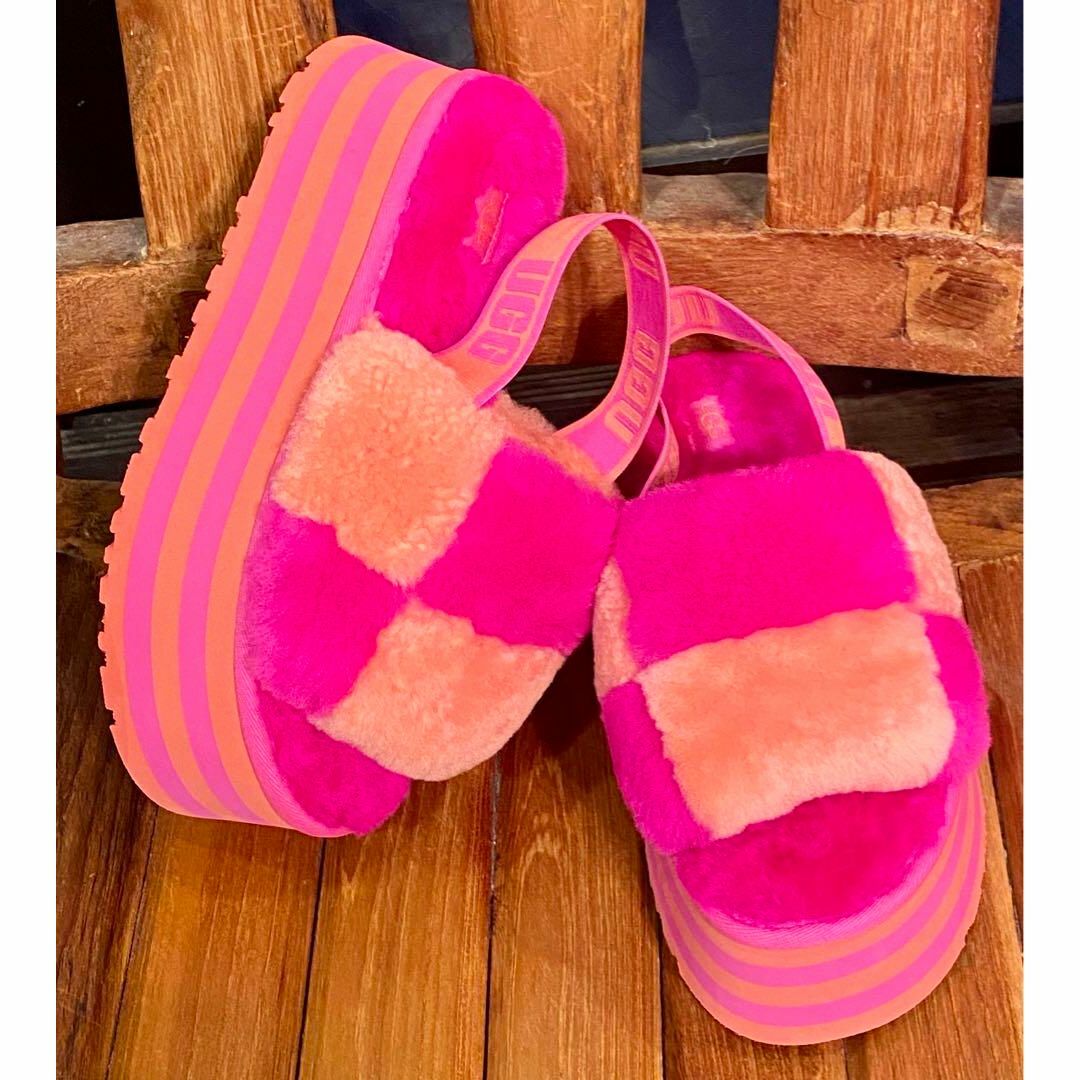 ✨激レア✨新品✨24⇒23.5相当✨UGG✨ディスコ チェッカー✨厚底サンダル-