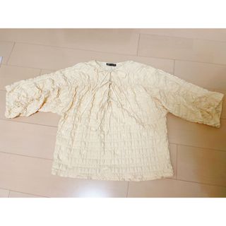 ザラ(ZARA)のZARA ポップコーン シャーリング リボン トップ ザラ ポコポコ(シャツ/ブラウス(半袖/袖なし))