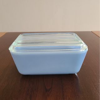 パイレックス(Pyrex)のオールドパイレックス カナダ デルファイトブルー レフリジレーター リフ Ｍ(食器)