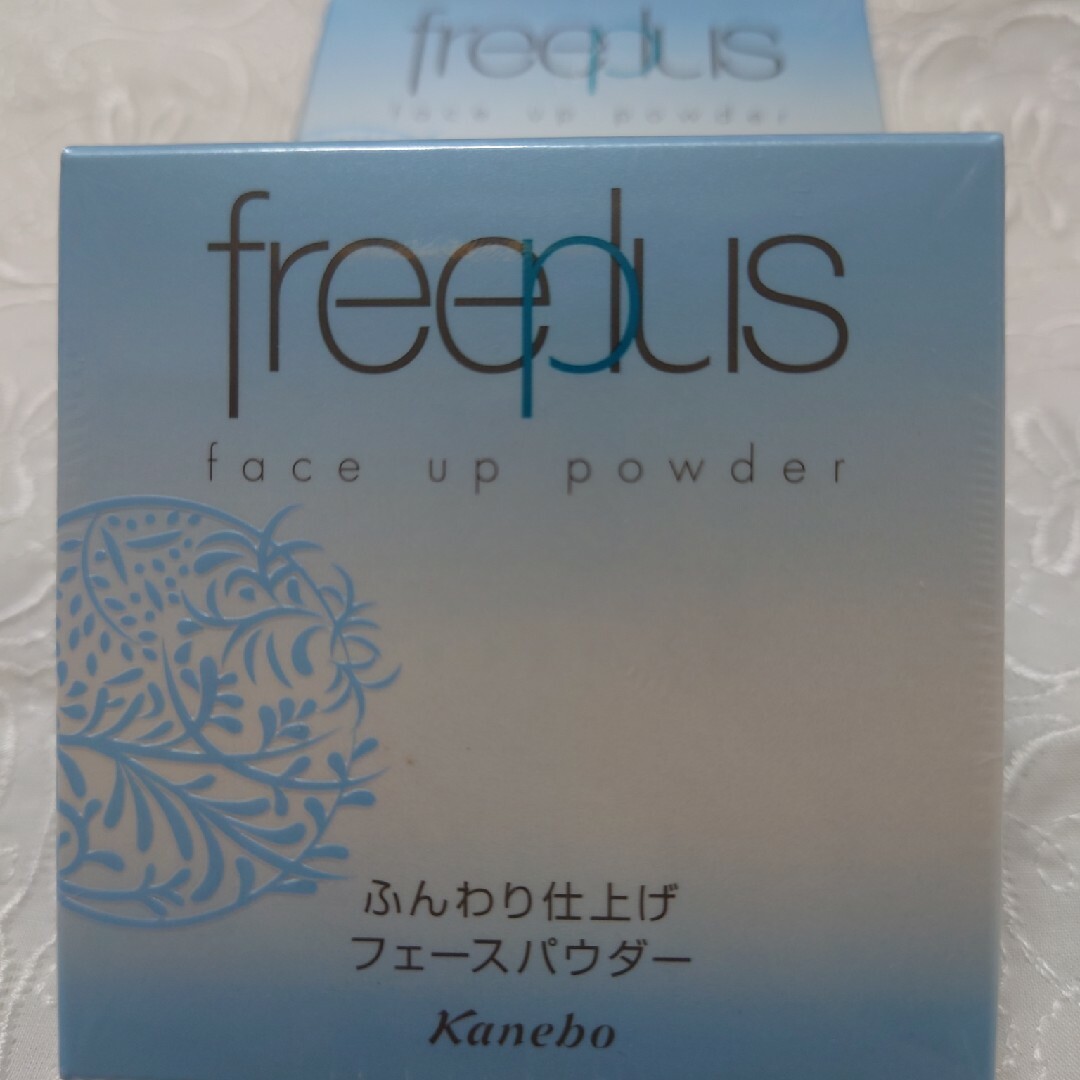 freeplus　フェイスパウダー　2つ コスメ/美容のベースメイク/化粧品(フェイスパウダー)の商品写真