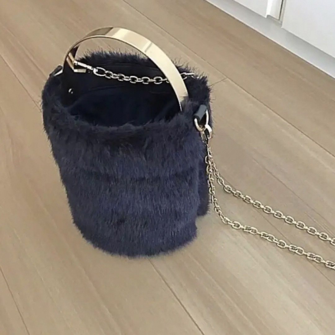ZARA(ザラ)の【美品】ZARA SHOLDER BAG レディースのバッグ(ショルダーバッグ)の商品写真