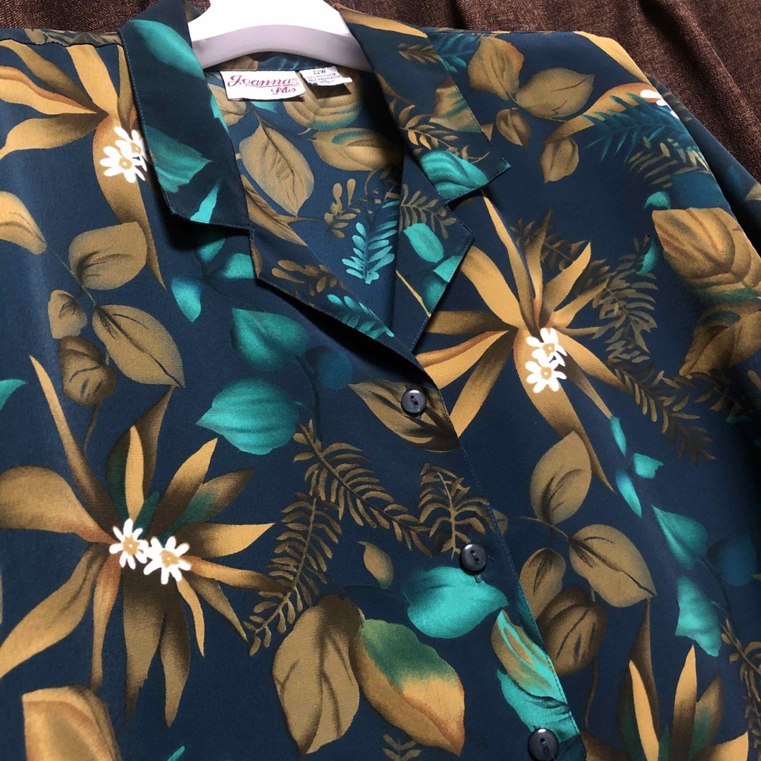 Flower pattern Aloha shirt メンズのトップス(シャツ)の商品写真