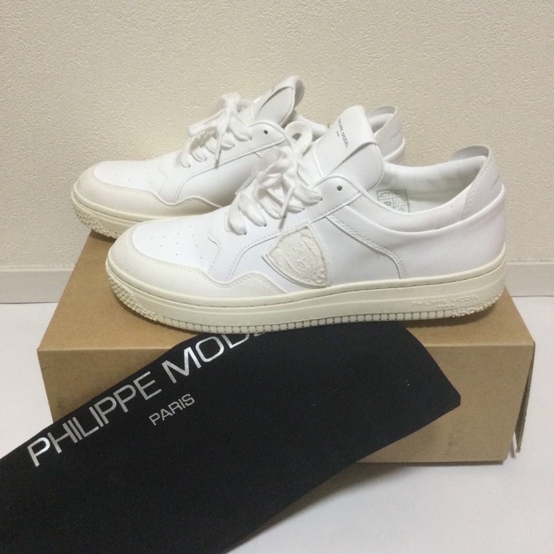 【新品】PHILIPPE MODEL/フィリップモデル　LYON LOW MAN