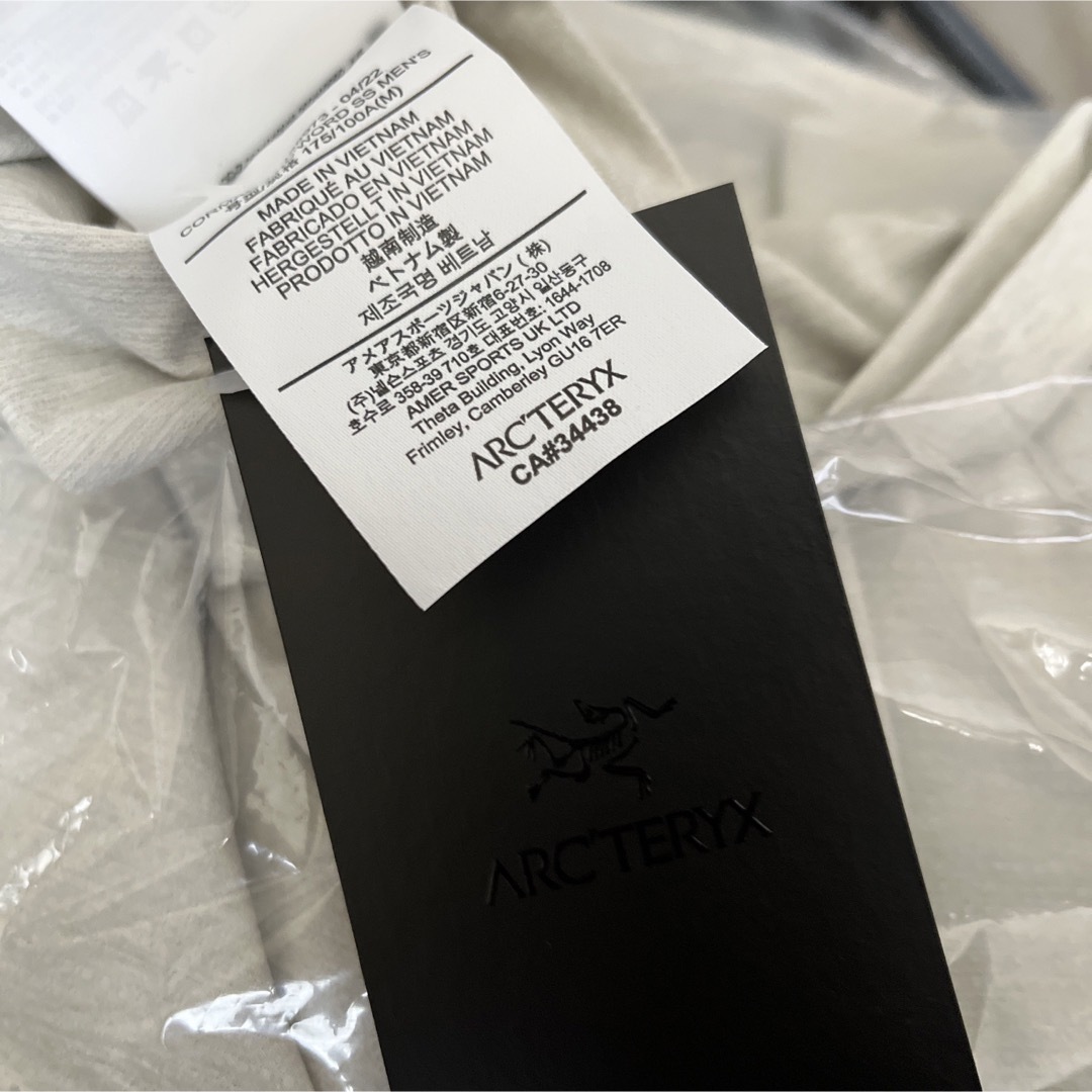 ARC'TERYX(アークテリクス)のARC'TERYX アークテリクス　Cormac Arc'Word SS Mベー メンズのトップス(Tシャツ/カットソー(半袖/袖なし))の商品写真